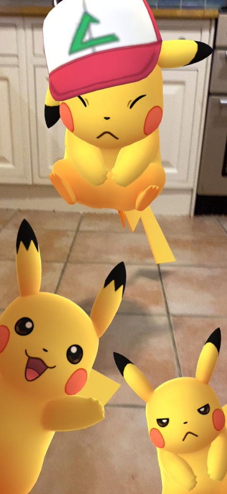 Clone Pikachu Photobomb Pokemon GO